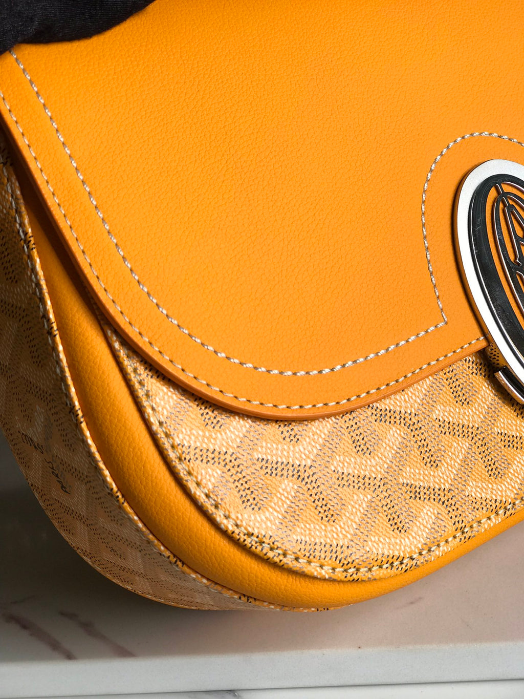 233 BAG 25 IN YELLOW CALFKIN AND GOYARDINE CANVAS