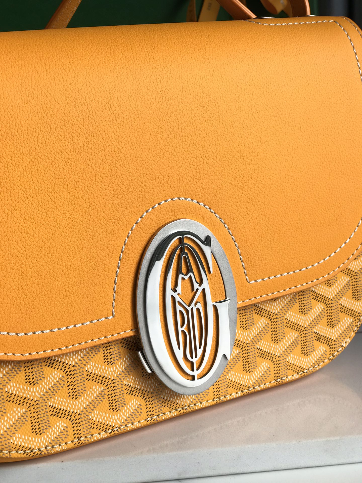 233 BAG 25 IN YELLOW CALFKIN AND GOYARDINE CANVAS