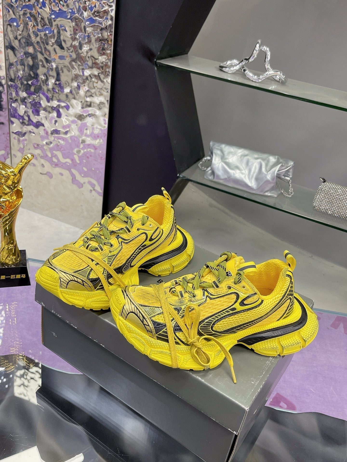 3XL SNEAKER IN YELLOW MIX BLACK MESH AND POLYURETHANE