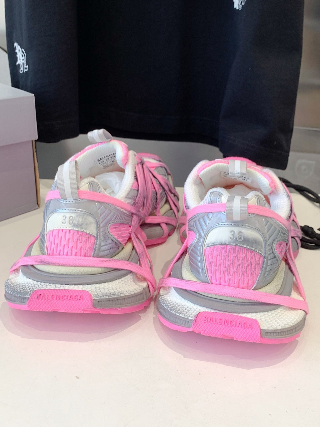 3XL EXTREME LACE SNEAKER SILVER AND PINK