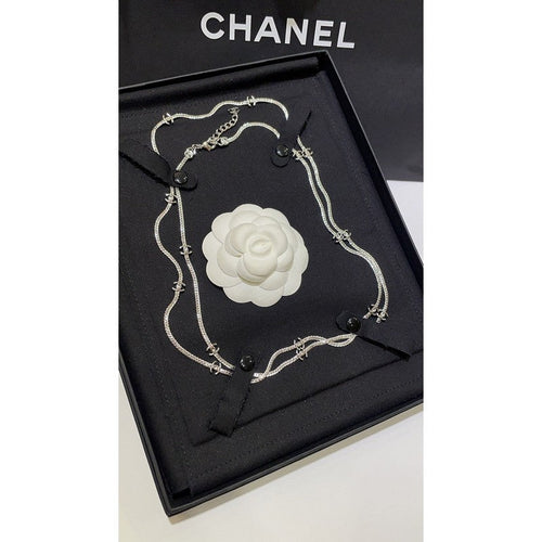 18K  Chanel 24B Flowers Long Necklace