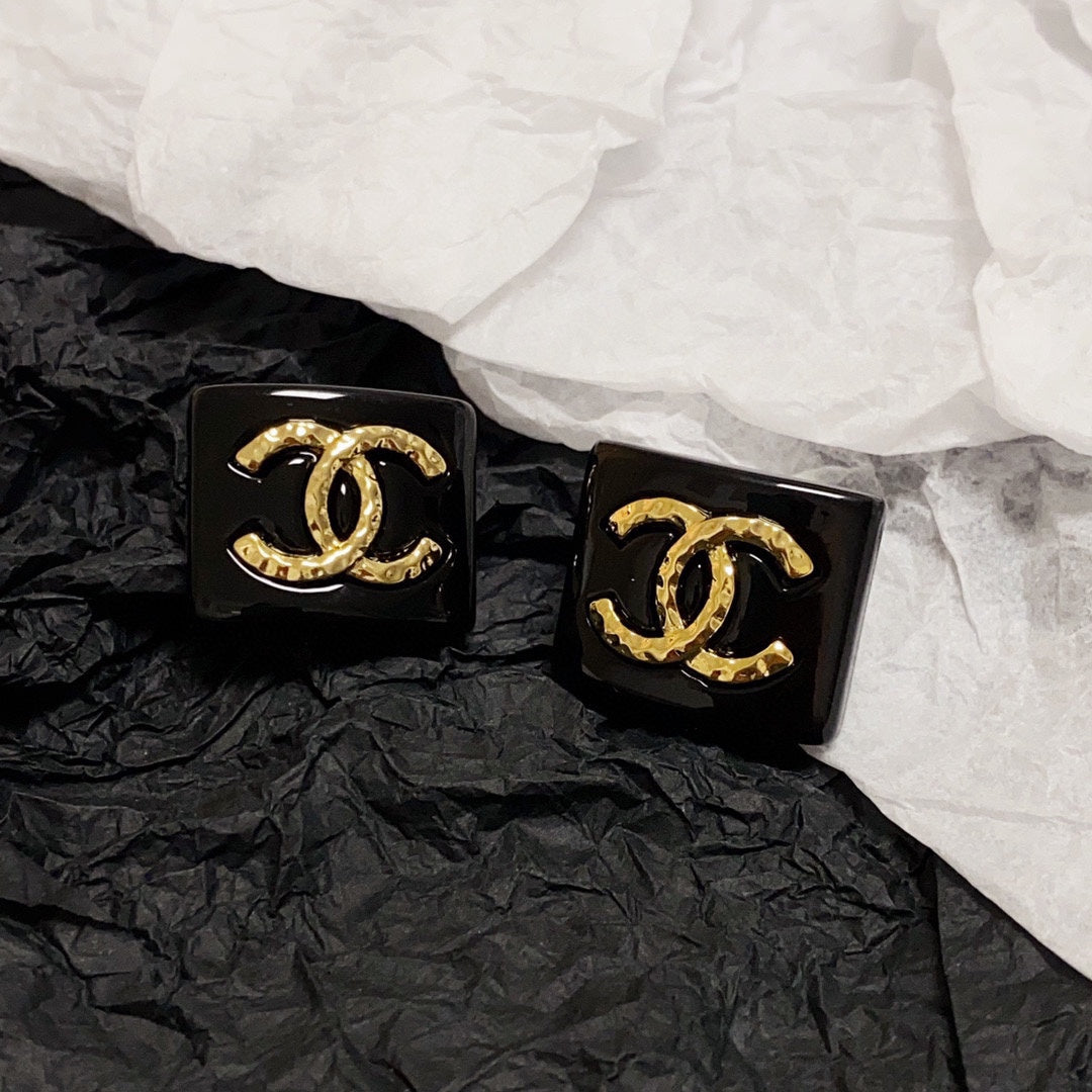 18K  Chanel Black Resin Square Earrings