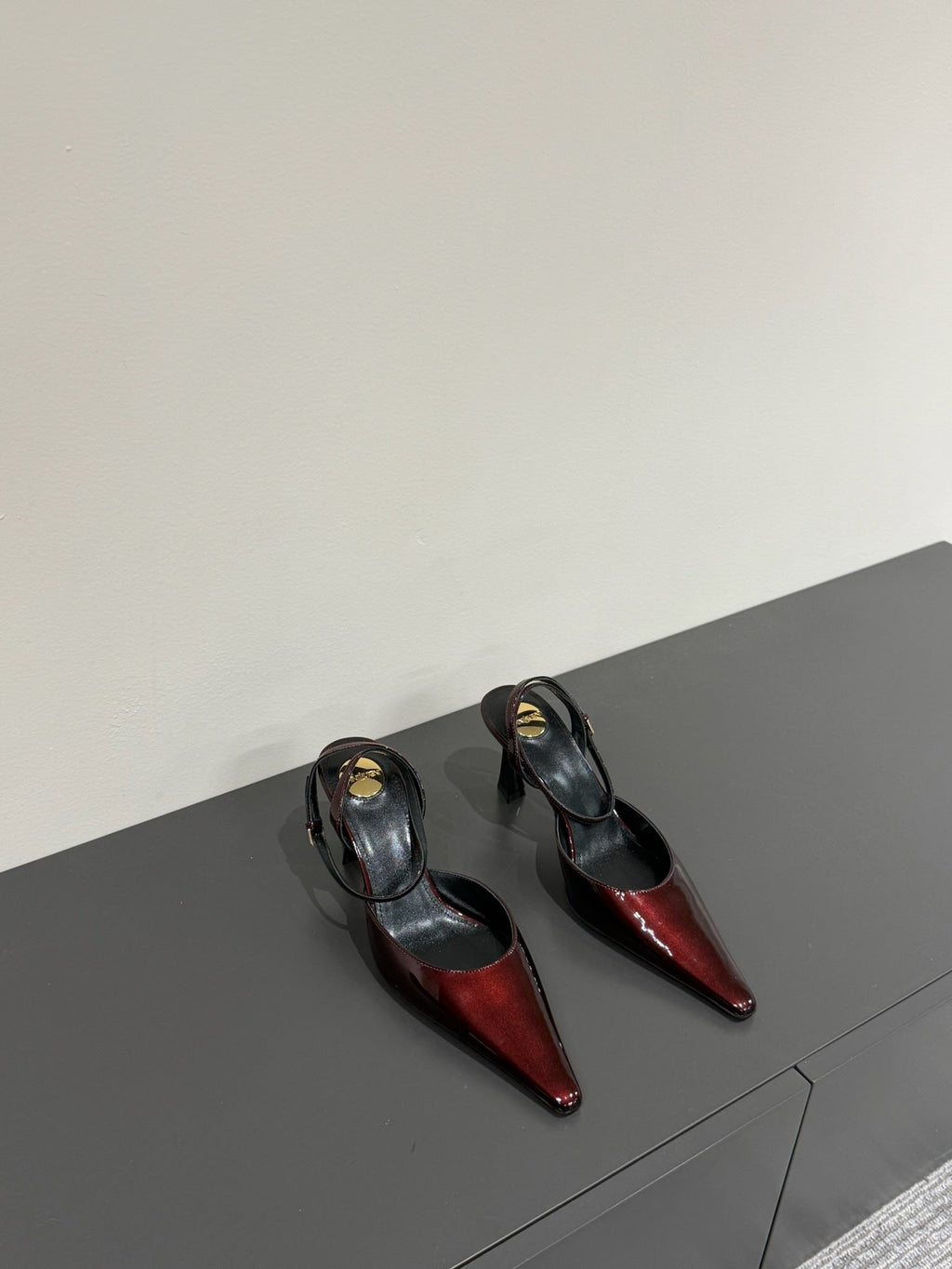 AIMÉE SLINGBACK PUMPS IN WINE RED GLOSSY LAMBSKIN