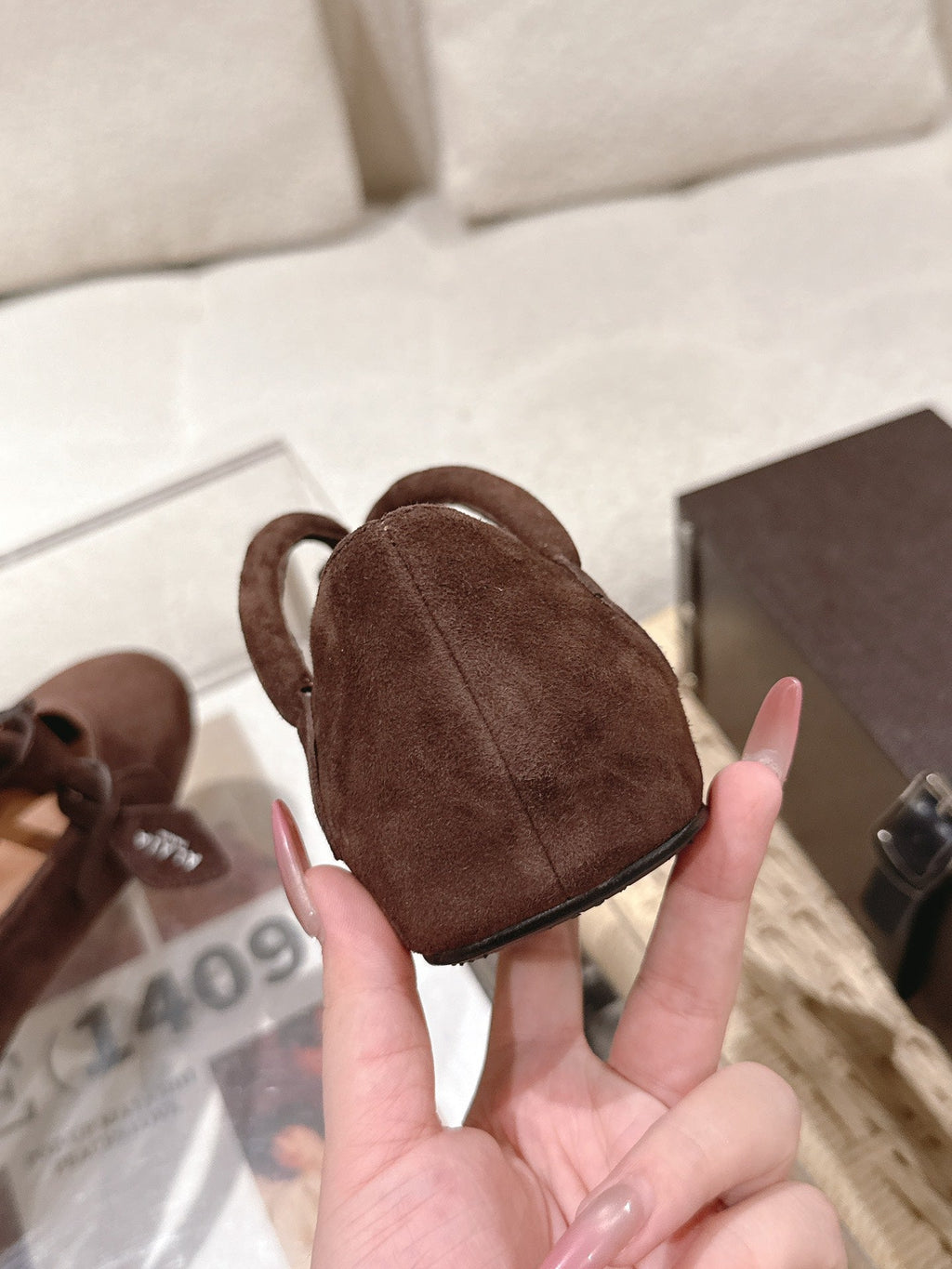 ALAIA 25S BALLET TECKEL IN DARK BROWN SUEDE